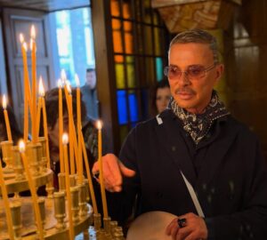 Πάσχα για τον Λάκη Γαβαλά με γνωστό μοντέλο στη Ναύπακτο ΦΩΤΟ - ΒΙΝΤΕΟ