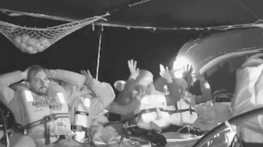 Ανοικτά της Κρήτης το ρεσάλτο Ισραηλινών κομάντο σε στολίσκο με ανθρωπιστική βοήθεια προς τη Γάζα ΒΙΝΤΕΟ