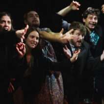 Η παράσταση «Απόλαυσις στη Γειτονιά» ταξιδεύει στην Πάτρα