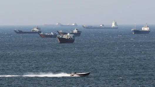 Μέση Ανατολή: Αδιέξοδο στα Στενά του Ορμούζ - «Σκληρό ροκ» Φρουρών της Επανάστασης με Τραμπ