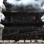 Μαρτυρίες - καταγγελίες για τη φωτιά στο Ίλιον που έκαψε μαγαζί και διαμερίσματα ΦΩΤΟ