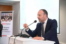 «Η ακρίβεια γίνεται καθημερινότητα και η κυβέρνηση περιορίζεται σε «pass» και επικοινωνιακές θυσίες»