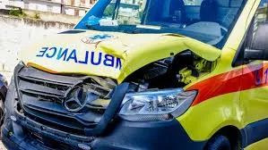 Αλιβέρι: Νεκρός μαθητής σε τροχαίο με ασθενοφόρο