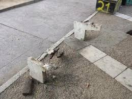 Πάτρα: Συμμορίες ανηλίκων σε γειτονιές - Ζημιές σε 35 πλατείες και 55 σχολεία ΦΩΤΟ