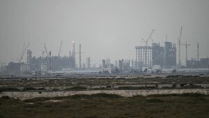 Μέση Ανατολή: Ισραηλινή επίθεση σε πετροχημική μονάδα του Ιράν - Σενάρια για πυρηνικό κίνδυνο