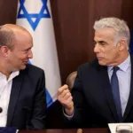 Πολιτικός «σεισμός» στο Ισραήλ: Μπένετ και Λαπίντ ενώνουν δυνάμεις για την ανατροπή Νετανιάχου