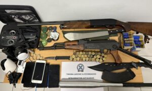 Αίγιο: Τον απήγαγαν, τον έδειραν και τον εγκατέλειψαν στο Νοσοκομείο - Σπίτι οπλοστάσιο βρήκαν οι Αστυνομικοί ΦΩΤΟ