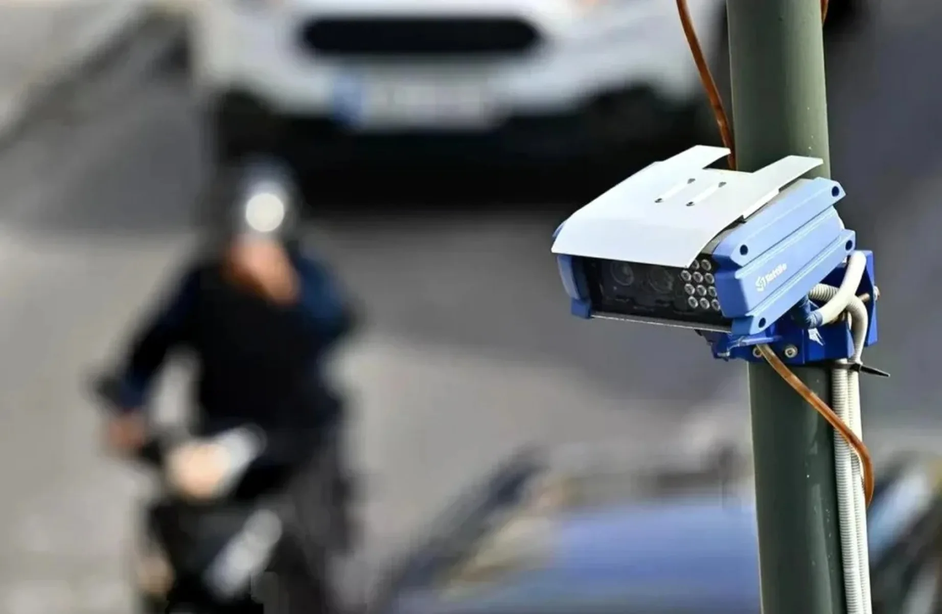 Χιλιάδες ψηφιακές κλήσεις: Ποιοι οδηγοί γλίτωσαν 32 Χιλιάδες ψηφιακές κλήσεις: Ποιοι οδηγοί γλίτωσαν