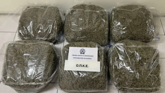 Αχαΐα: Αξίας 1 εκατομμυρίου ευρώ η κάνναβη που βρέθηκε σε ΙΧ - Επιβεβαίωση του Patrapress.gr