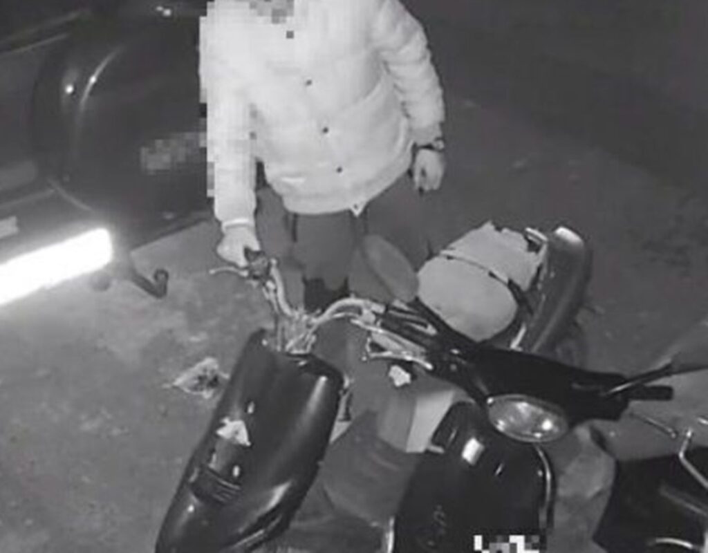 Πάτρα: Εκλεψε δίκυκλο για να διαδώσει το λόγο του θεού!