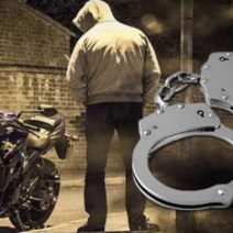 Αντίρριο: Ανήλικοι με παραποιημένη μοτοσικλέτα και χωρίς δίπλωμα