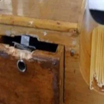 Πάτρα: Εβαλε χέρι στο παγκάρι εκκλησίας, αλλά τον πρόλαβαν!