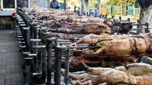 Πάτρα: Ο κρεοπώλης με τις 90 και πλέον σούβλες και το αρνί take away ΦΩΤΟ