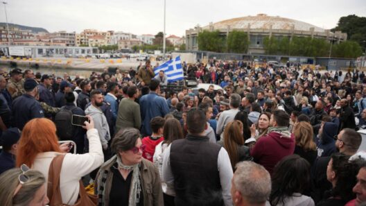Συνεχίζουν το μπλόκο στο λιμάνι της Μυτιλήνης οι κτηνοτρόφοι - Ανεστάλησαν δρομολόγια ΦΩΤΟ - ΒΙΝΤΕΟ