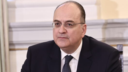 Επίδειξη «on air» του πτυχίου του Μακάριου Λαζαρίδη: «Δεν έχω υπάρξει κρατικοδίαιτος» ΦΩΤΟ