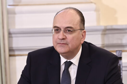 Επίδειξη «on air» του πτυχίου του Μακάριου Λαζαρίδη: «Δεν έχω υπάρξει κρατικοδίαιτος» ΦΩΤΟ 26 Επίδειξη «on air» του πτυχίου του Μακάριου Λαζαρίδη: «Δεν έχω υπάρξει κρατικοδίαιτος» ΦΩΤΟ