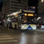 Πειραιάς: Σοκαριστικό τροχαίο με 17χρονο - Παρασύρθηκε από λεωφορείο