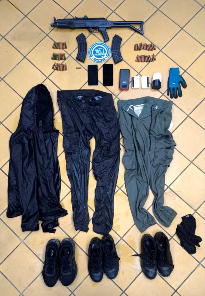 Θέρμο: Δραπέτες και έγκλειστος φυλακών οι δράστες απόπειρας ληστείας ΦΩΤΟ 25 Θέρμο: Δραπέτες και έγκλειστος φυλακών οι δράστες απόπειρας ληστείας ΦΩΤΟ