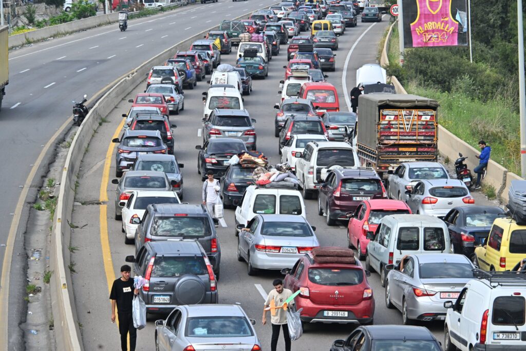 Εκτοπισμένοι επιστρέφουν στο Λίβανο μετά την εκεχειρία ΦΩΤΟ - ΒΙΝΤΕΟ