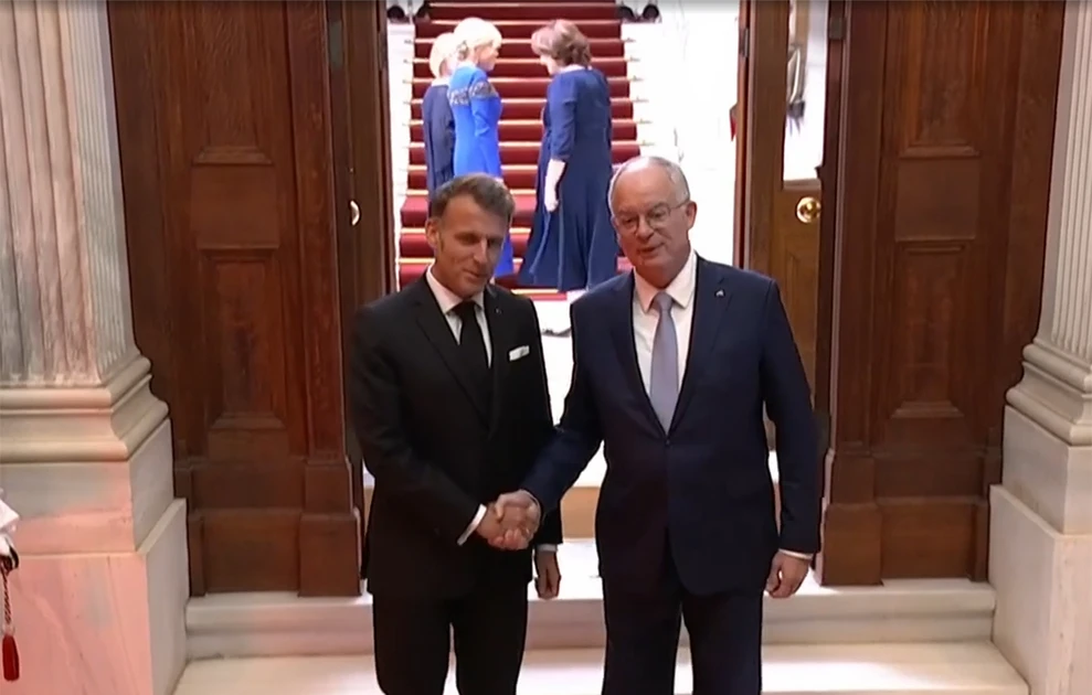 Μακρόν-Μητσοτάκης: Όλα τα βλέμματα στο επίσημο δείπνο - Οι καλεσμένοι ΦΩΤΟ