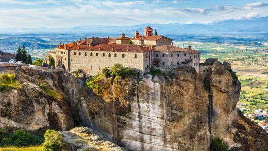 Μετέωρα: Μοιραία πτώση για γυναίκα - Σε εξέλιξη έρευνες για τις συνθήκες του δυστυχήματος