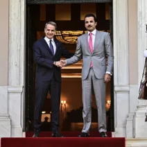 Συνάντηση Μητσοτάκη - Εμίρη Κατάρ: Στο επίκεντρο οι επενδύσεις και οι εξελίξεις στη Μέση Ανατολή