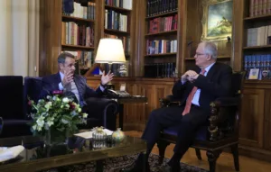 Συνάντηση Μητσοτάκη - Τασούλα: «H κυβέρνηση έχει κάνει το καλύτερο για να στηρίξει τα ελληνικά νοικοκυριά»