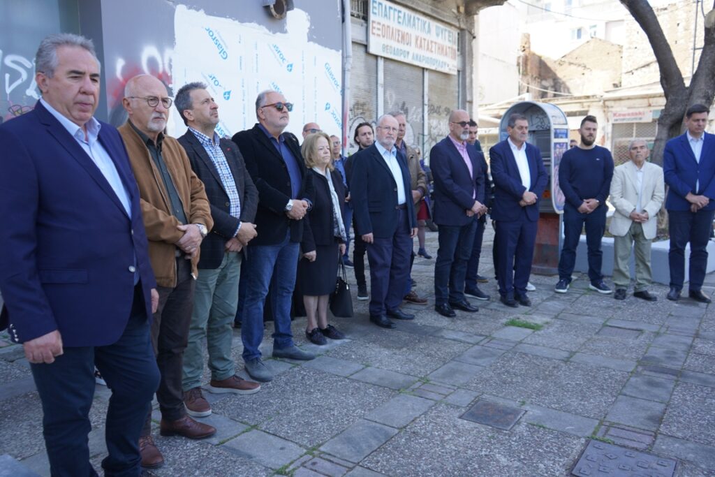 Μνημόσυνο για τα θύματα τη φονικής έκρηξης στη Βότση πριν από 35 χρόνια ΦΩΤΟ