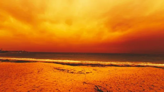 «Εξαφανίστηκαν» από την αφρικανική σκόνη Κρήτη και Κυκλάδες ΦΩΤΟ - ΒΙΝΤΕΟ