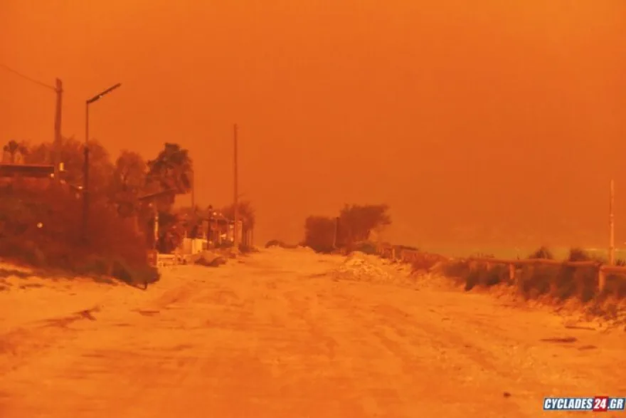 «Εξαφανίστηκαν» από την αφρικανική σκόνη Κρήτη και Κυκλάδες ΦΩΤΟ - ΒΙΝΤΕΟ