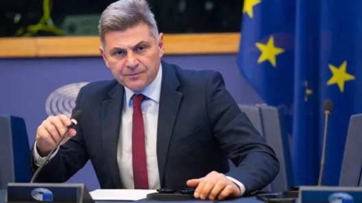 Νίκος Φαραντούρης: Αυτό είναι το κόμμα με το οποίο θα συμπορευτεί - Η ανακοίνωση