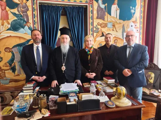 Στήριξη και μήνυμα αλληλεγγύης από την Αντιπεριφέρεια Κοινωνικής Πολιτικής και Οικογένειας σε συνεργασία με τις Ιερές Μητροπόλεις ΦΩΤΟ