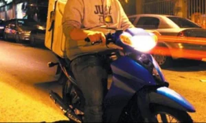 Πάτρα: Μπαράζ ληστειών σε ντελιβεράδες - Σε ποιες περιοχές επικεντρώνονται οι επιθέσεις