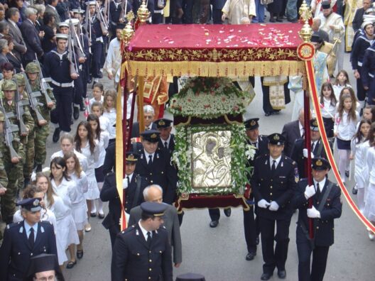 Το Αίγιο γιορτάζει την Παναγία Τρυπητή - Το πρόγραμμα των εκδηλώσεων 26 Το Αίγιο γιορτάζει την Παναγία Τρυπητή - Το πρόγραμμα των εκδηλώσεων