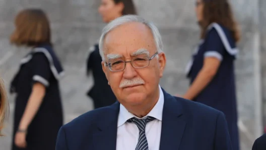 «Το Φως κρύβει αναρίθμητους συμβολισμούς»