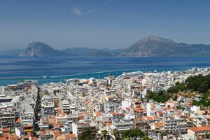 Καιρός Πάτρα σήμερα: Ασθενείς βροχοπτώσεις και ήπιες θερμοκρασίες