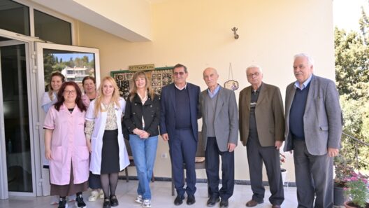 Πάτρα: Ιδρύματα της πόλης επισκέφθηκαν Πελετίδης και Σαμούρη ΦΩΤΟ