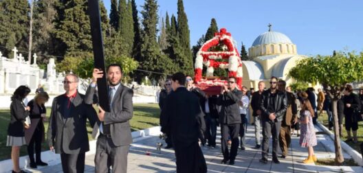 Πάτρα: Οι ώρες περιφοράς των Επιταφιών στα Δημοτικά Κοιμητήρια