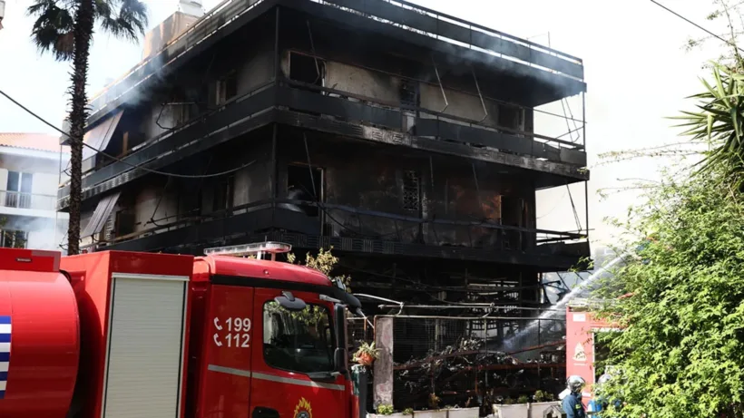 Φωτιά σε κατάστημα με ανταλλακτικά στο Ίλιον - Κάηκαν διαμερίσματα πολυκατοικίας 28 Φωτιά σε κατάστημα με ανταλλακτικά στο Ίλιον - Κάηκαν διαμερίσματα πολυκατοικίας