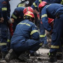 Πάτρα: Εχασε το χέρι του Πυροσβέστης μετά από τροχαίο εν υπηρεσία ΦΩΤΟ 17 Πάτρα: Εχασε το χέρι του Πυροσβέστης μετά από τροχαίο εν υπηρεσία ΦΩΤΟ