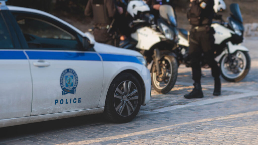 Πάτρα: Συνελήφθησαν τρεις, ανάμεσά τους και ανήλικη, για κλοπές