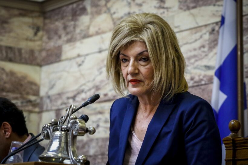 «Ο κ. Μητσοτάκης δεν...παλεύεται εύκολα» 24 «Ο κ. Μητσοτάκης δεν...παλεύεται εύκολα»