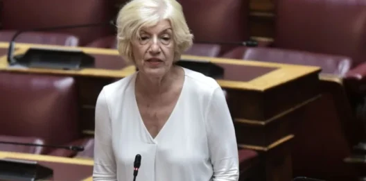 «Τί έθνος είμαστε εμείς;