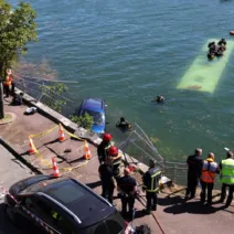 Σηκουάνας: Συναγερμος για λεωφορείο που έπεσε στον ποταμό - Τι συνέβη ΒΙΝΤΕΟ