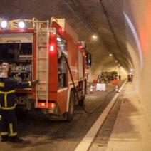 Πατρών - Κορίνθου: Δυο τραυματίες σε τροχαίο στη σήραγγα Παναγοπούλας