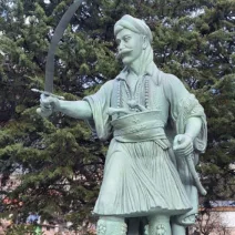 Μνημόσυνο για τον Αγωνιστή του 1821 Στριφτόμπολα, στην Κέρτεζη