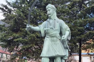 Μνημόσυνο για τον Αγωνιστή του 1821 Στριφτόμπολα, στην Κέρτεζη