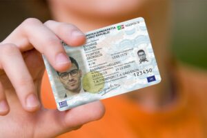 Τέλος οι παλιές ταυτότητες: Η ημερομηνία που λήγουν οριστικά - Πώς θα κλείσετε ραντεβού και τι θα πληρώσετε