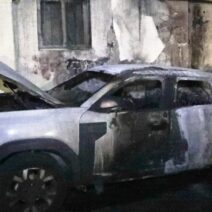 Ανάληψη ευθύνης για τον εμπρησμό ΙΧ του εμπειρογνώμονα των Τεμπών