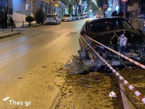 Θεσσαλονίκη: Θανατηφόρο τροχαίο σε σύγκρουση δύο ΙΧ